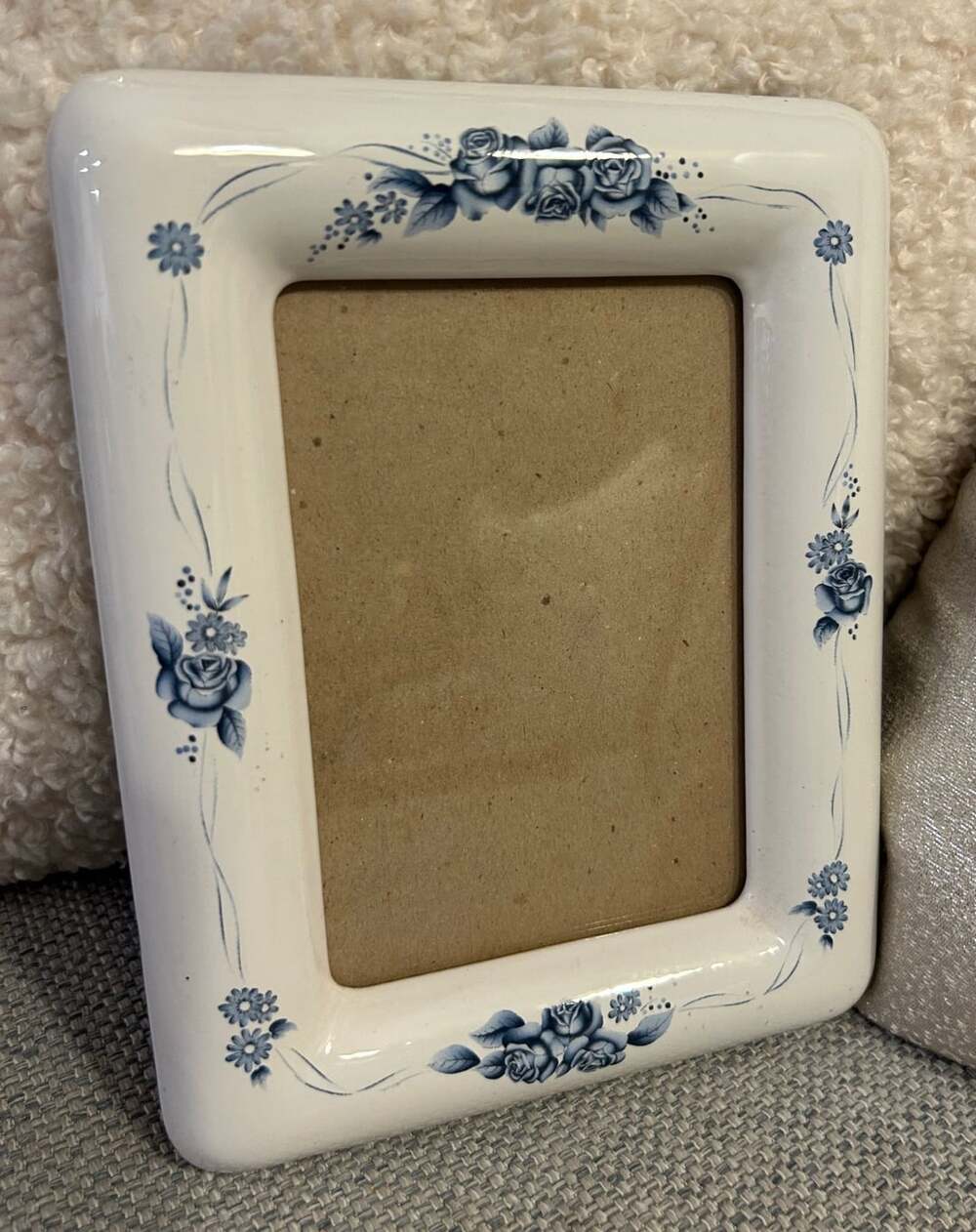 Ceramic Picture Frame Blue Roses 4x6 - Picture 2 of 5